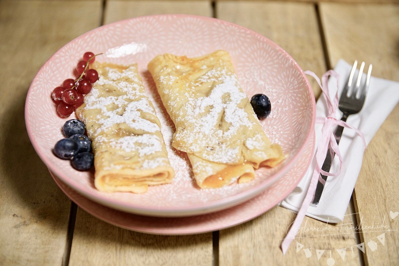 Palatschinken mit Marmeladefüllung Glorreiche Familienküche