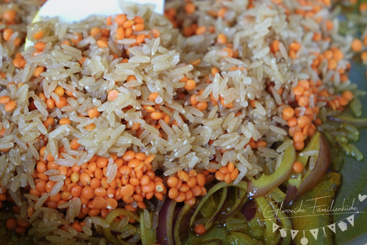 One-Pot-Gericht Gelber Reis Zubereitung Schritt 4 Glorreiche Familienküche